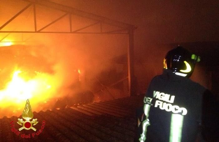 Maggio 2014, incendio a cascina Boccalera