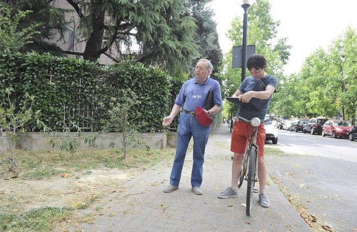 Cornalba con la sua inseparabile bicicletta