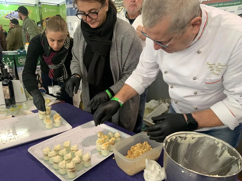 Un po’ di dolcezza in fiera con le preparazioni della pasticceria Fratelli Cornali di Codogno