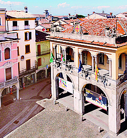 Palazzo Broletto sede del Comune di Lodi