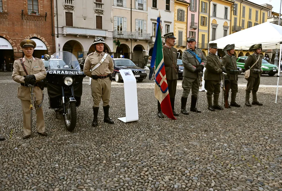 Immagine per e4870ed0-03df-11ee-b844-ed7afa25fa3e