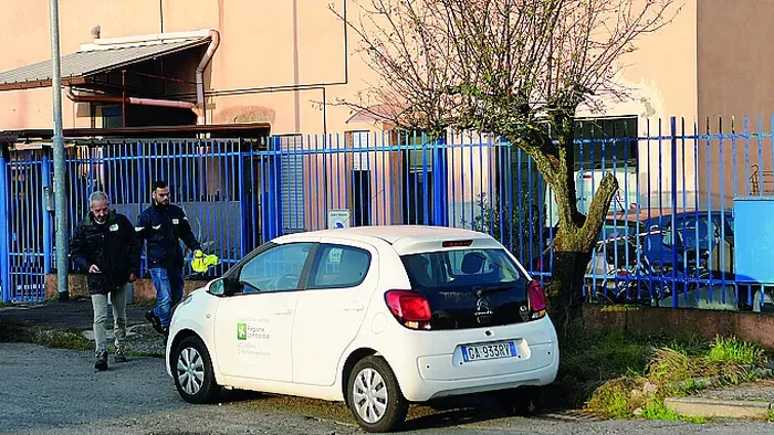 Melegnano: operaio precipita da una scala alta cinque metri