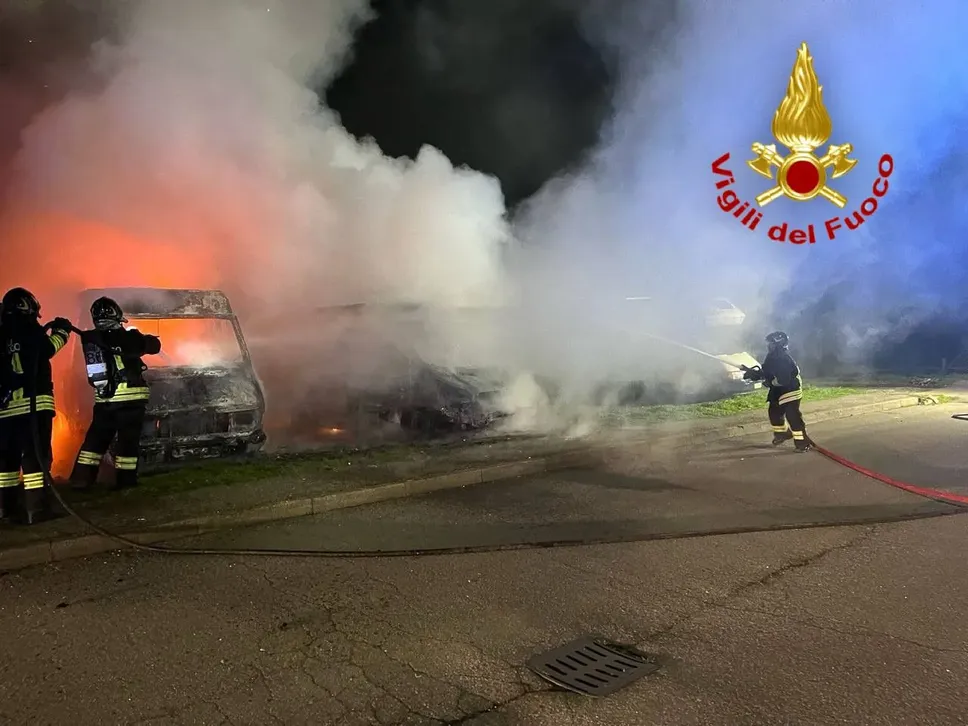 Caselle Lurani, l’incendio Caselle Lurani, l’incendio