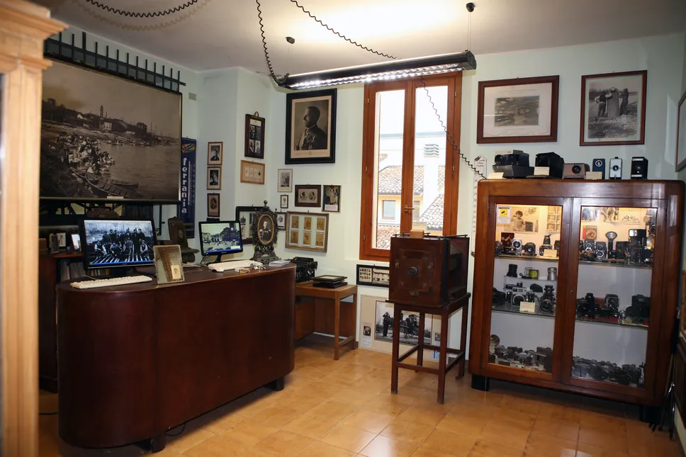 Una delle sale del museo a Cavenago (Papagni) Una delle sale del museo a Cavenago (Papagni)