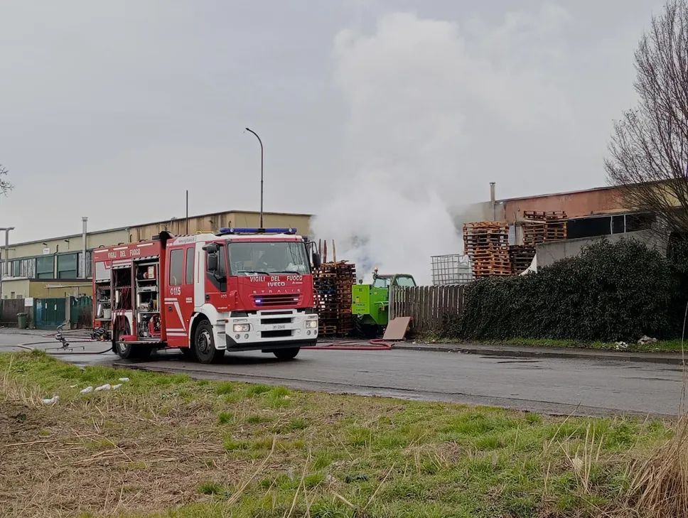 Incendio a Lodi Vecchio