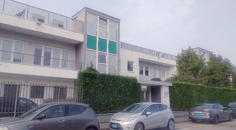 La sede della Deligusti in via Cervi a Melegnano (Cornalba) La sede della Deligusti in via Cervi a Melegnano (Cornalba)