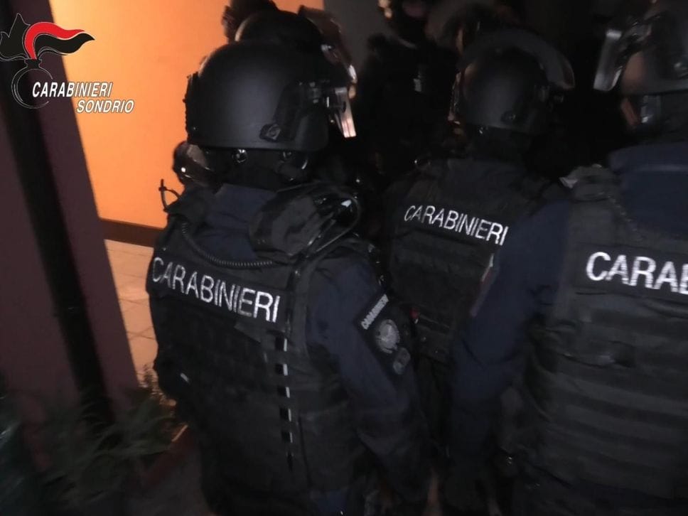 Il blitz dell’Aliquota primo intervento di Brescia in un’abitazione