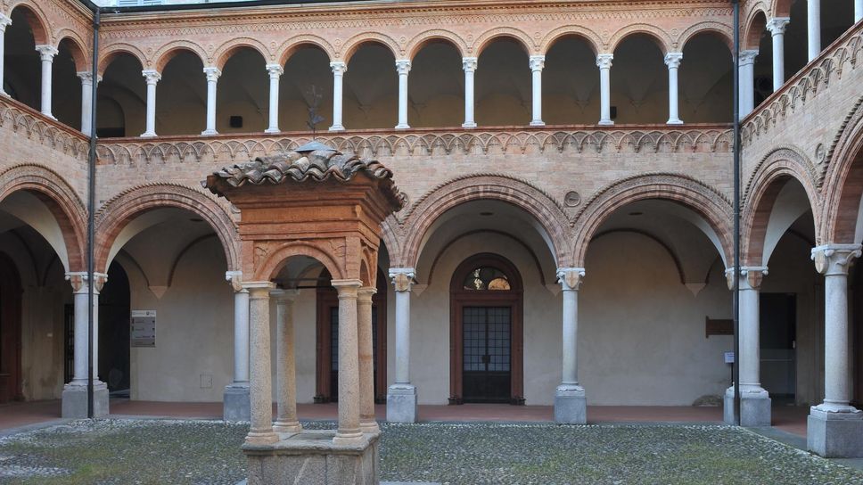 Il chiostro dell’ospedale vecchio