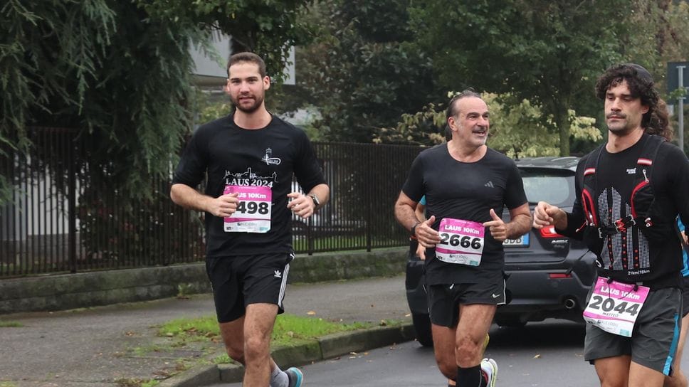 Il sindaco di Lodi Andrea Furegato, a sinistra, e il presidente della Provincia Fabrizio Santantonio durante una non competitiva della scorsa edizione della LausHalf Marathon: quest’anno alza l’asticella Il sindaco di Lodi Andrea Furegato, a sinistra, e il presidente della Provincia Fabrizio Santantonio durante una non competitiva della scorsa edizione della LausHalf Marathon: quest’anno alza l’asticella