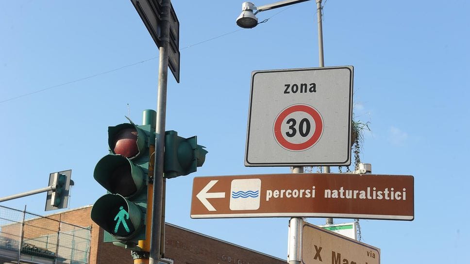 Crescono le zone 30 Crescono le zone 30