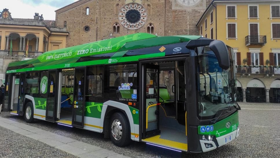 Autobus elettrico per il trasporto urbano Autobus elettrico per il trasporto urbano