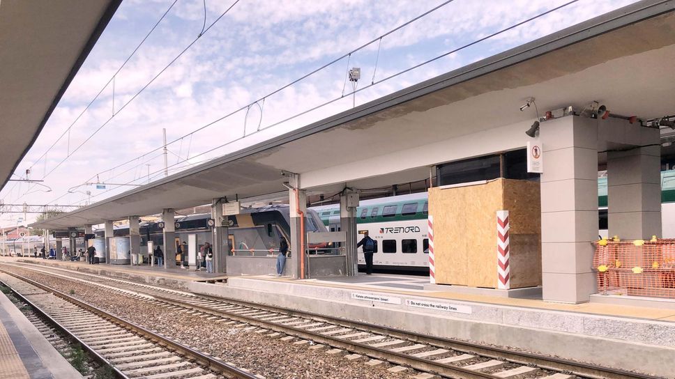 La stazione ferroviaria di Lodi La stazione ferroviaria di Lodi