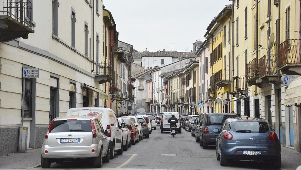 Via Lodino (archivio) Via Lodino (archivio)