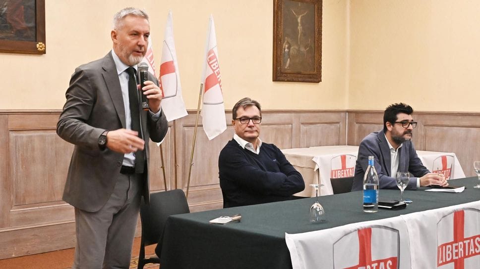 Lorenzo Guerini durante il suo intervento