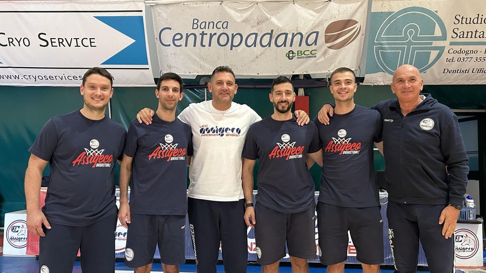 “Beto” Manzo con lo staff questo pomeriggio al “Campus”