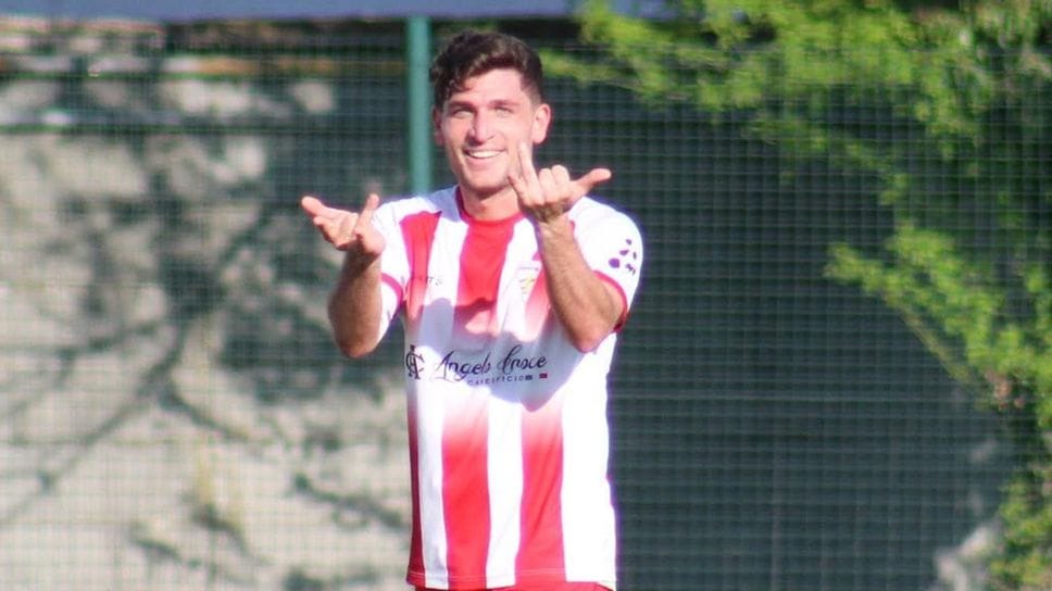 Lorenzo Pezzi ha firmato una tripletta nel poker rifilato dal Casale alla Paullese