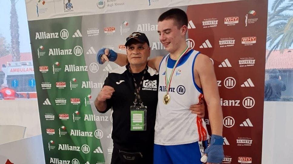 Riccardo Gatti  con il maestro Duilio Seccamani