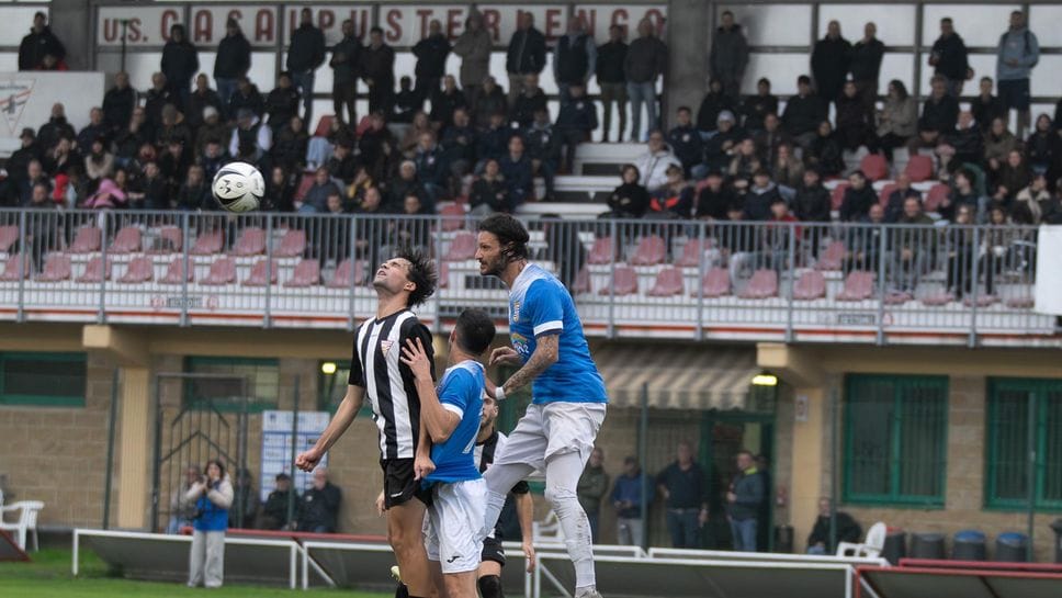 Un momento della sfida fra Casale e Oriese, vinta dagli ospiti per 0-2 (foto Tommasini)