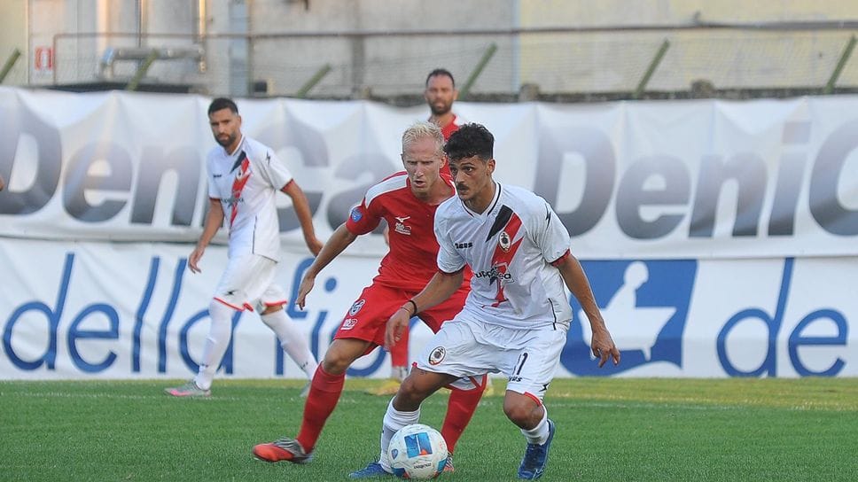 Uno scatto d’archivio del Sant’Angelo in campo contro il Crema