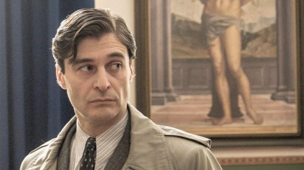 Lino Guanciale è il commissario Ricciardi