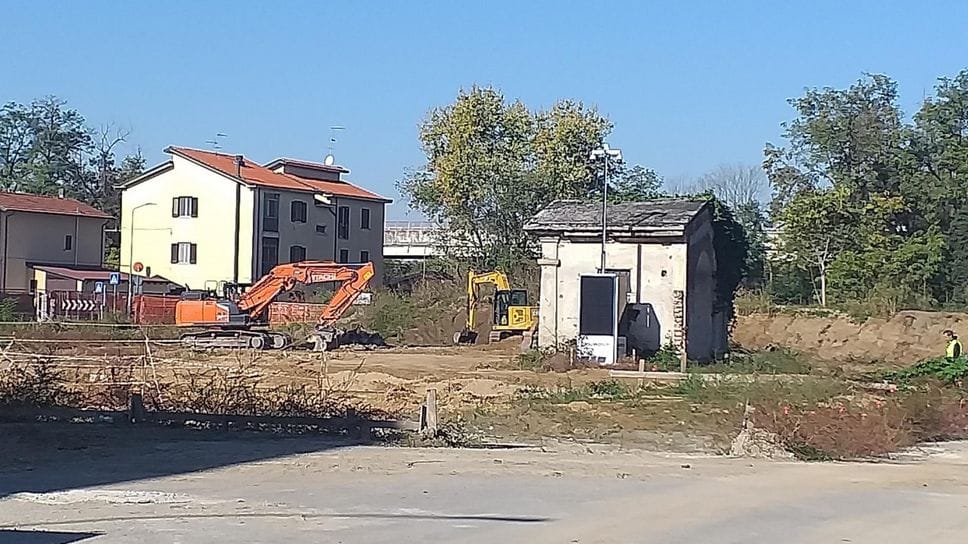 La ripresa dei lavori della casa di comunità: si scatena la bagarre sul termine dell’opera legata ai fondi Pnrr (Cornalba)