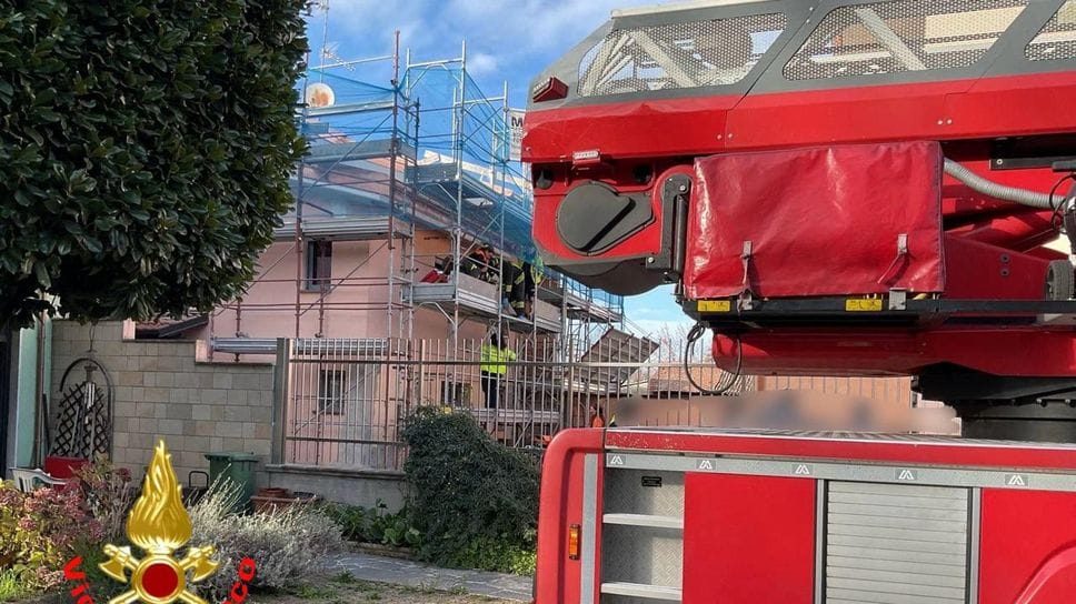 I soccorsi sul ponteggio