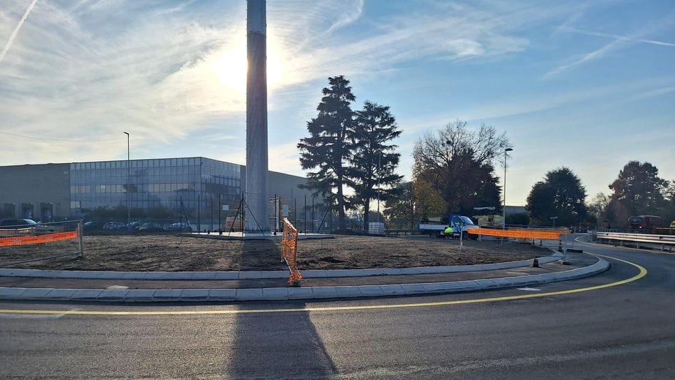 Il cantiere per la nuova rotonda della Cerca (Cuti)