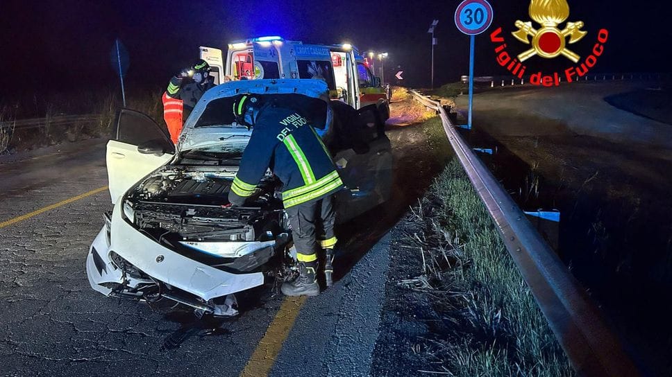 L’intervento nella notte dei vigili del fuoco a Codogno