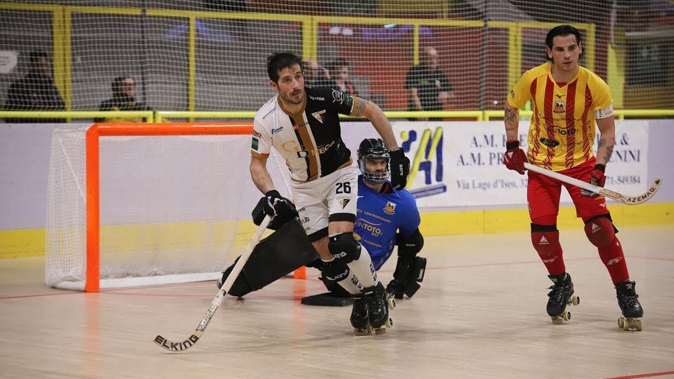 Antonioni e Cinquini nell’area giallorossa (Vanelli)