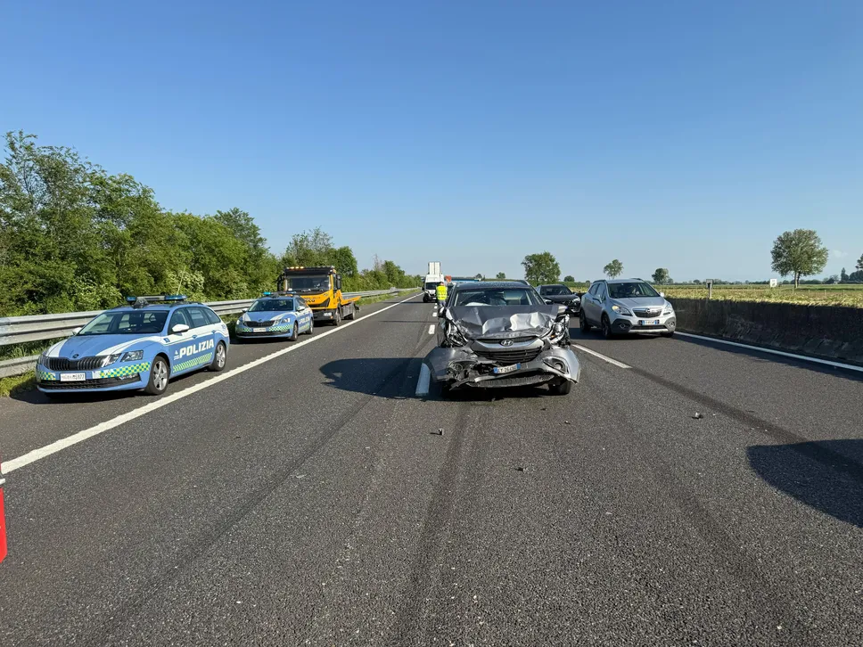 Borghetto: incidente A1