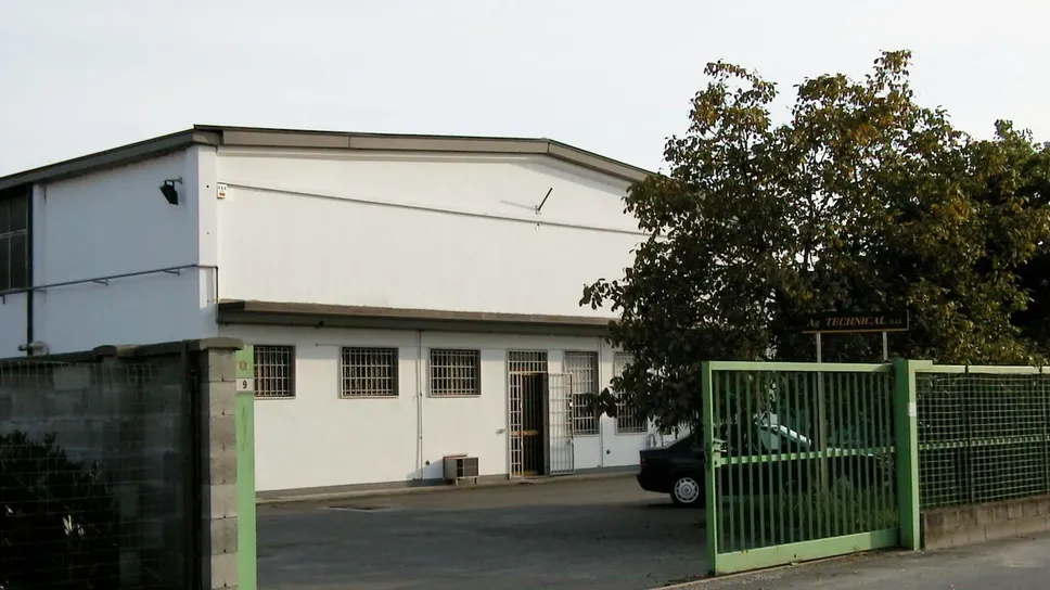 Lo stabilimento di Ag Technical a Montanaso Lombardo: il 70 per cento dell’azienda che ha la sede a Codogno è stato acquisito dal Gruppo Argos St per una «sinergia territoriale» Lo stabilimento di Ag Technical a Montanaso Lombardo: il 70 per cento dell’azienda che ha la sede a Codogno è stato acquisito dal Gruppo Argos St per una «sinergia territoriale»