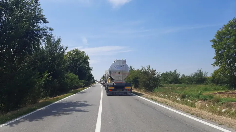 La strada provinciale 235 che collega Lodi a Sant’Angelo
