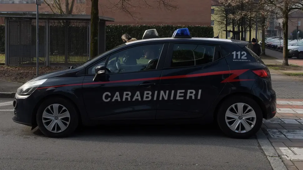 Sono intervenuti i carabinieri (archivio) Sono intervenuti i carabinieri (archivio)