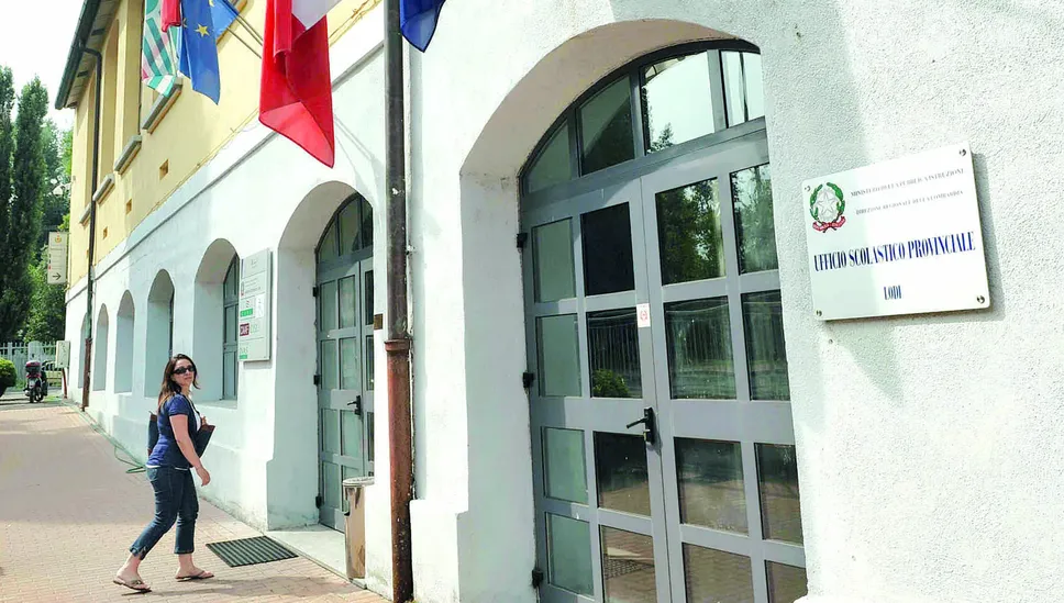 L’ufficio scolastico L’ufficio scolastico