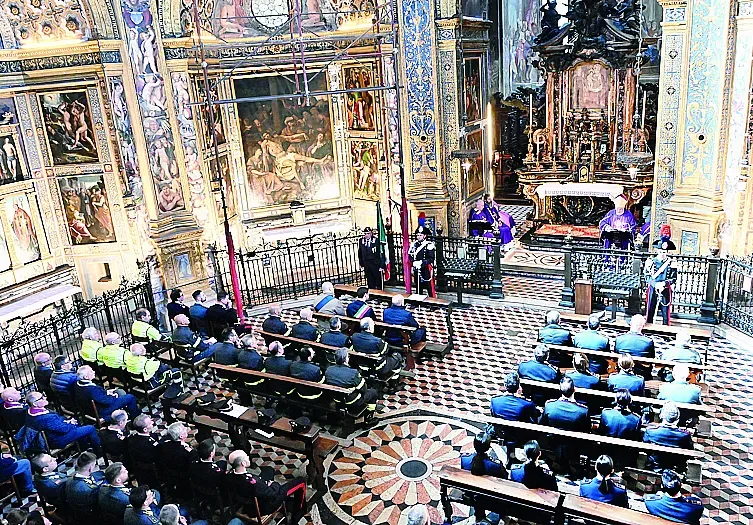 Papa Leone XIV ha chiesto ai fedeli di vivere la memoria liturgica della B. V. Maria Regina in preghiera per la pace, in particolare per l’Ucraina e la Terra Santa. Il vescovo Maurizio celebrerà una Messa con questa intenzione alle 10 di oggi nel tempio dell’Incoronata Papa Leone XIV ha chiesto ai fedeli di vivere la memoria liturgica della B. V. Maria Regina in preghiera per la pace, in particolare per l’Ucraina e la Terra Santa. Il vescovo Maurizio celebrerà una Messa con questa intenzione alle 10 di oggi nel tempio dell’Incoronata