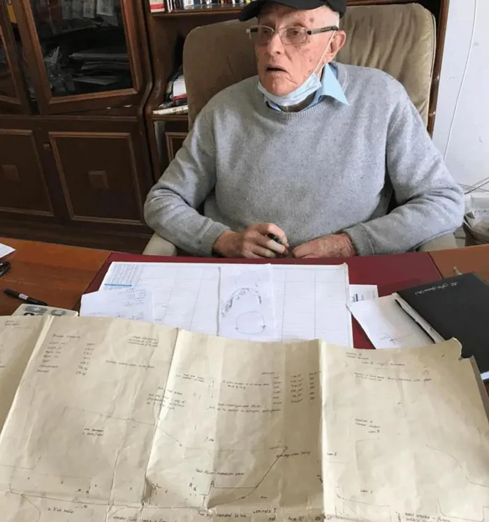 Arcaini davanti ai piani del Meteor