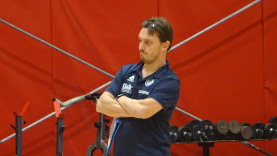 L’allenatore del team sudmilanese Matteo Fontanesi