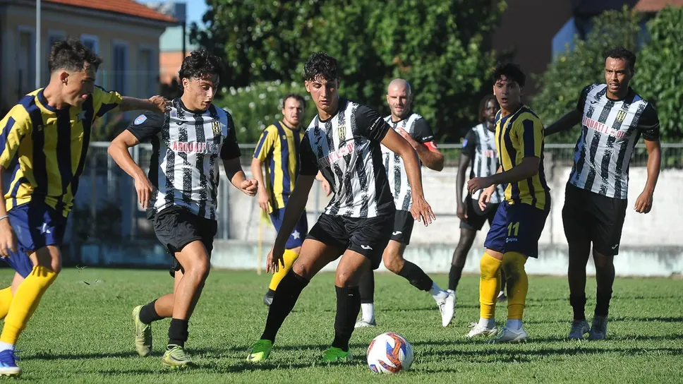 Una immagine dell’amichevole tra Fanfulla e Casteggio Una immagine dell’amichevole tra Fanfulla e Casteggio