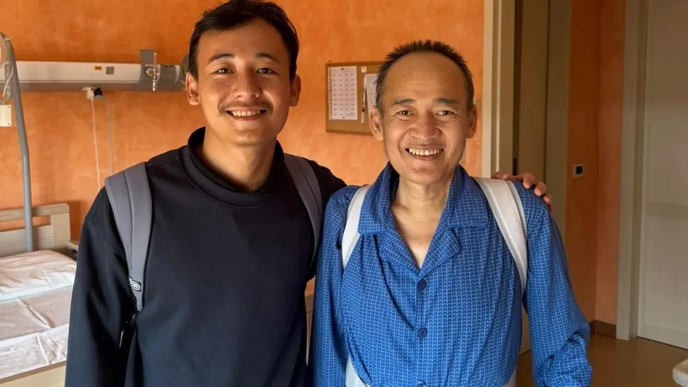 A destra il 51enne Martin Tee con il nipote