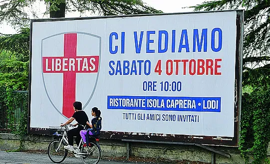 Uno dei manifesti che annuncia l’appuntamento del 4 ottobre (Ribolini)