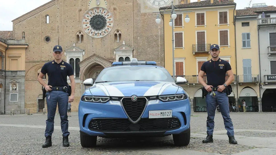 Indaga la Questura di Lodi