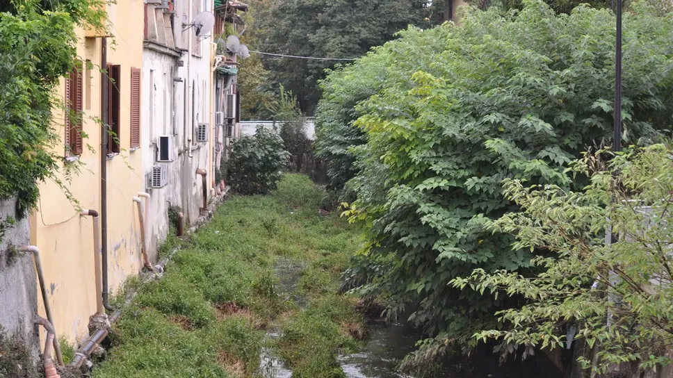 Il Redefossi tra via Toscani e via Magni