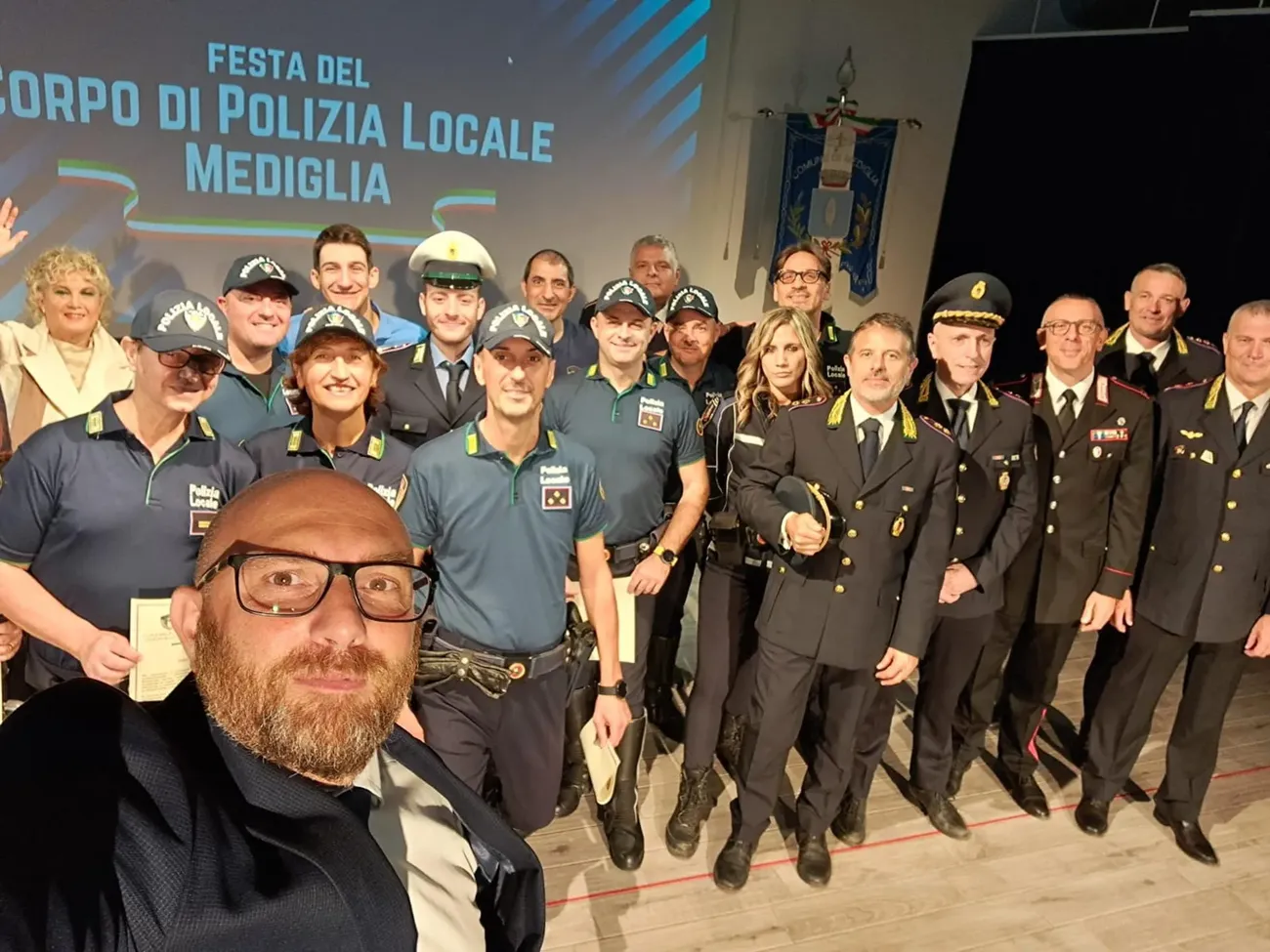 Mediglia, encomi polizia locale