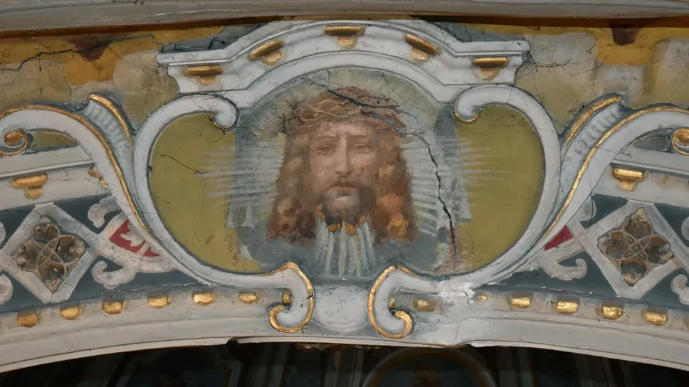 Uno degli affreschi della chiesa (Bianchi) Uno degli affreschi della chiesa (Bianchi)