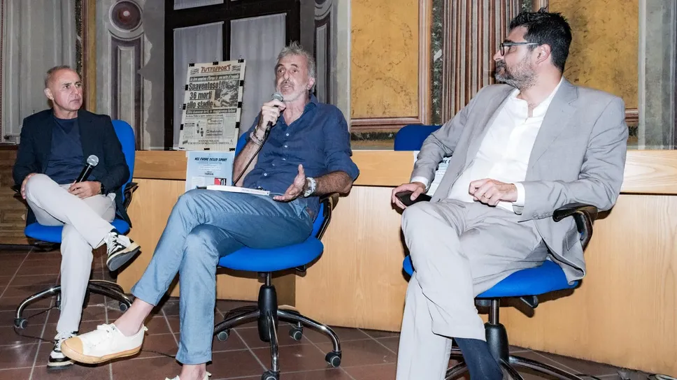 Da sinistra Andrea Grassani, Emilio Targia e il direttore del Cittadino Lorenzo Rinaldi Da sinistra Andrea Grassani, Emilio Targia e il direttore del Cittadino Lorenzo Rinaldi
