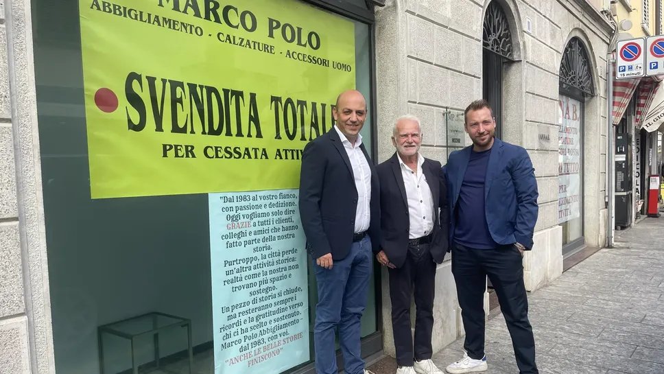 Il sindaco Francesco Passerini con i soci Vincenzo Pezzini e Ivan Locatelli Il sindaco Francesco Passerini con i soci Vincenzo Pezzini e Ivan Locatelli