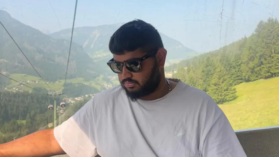 Simran Pooni Simran Pooni