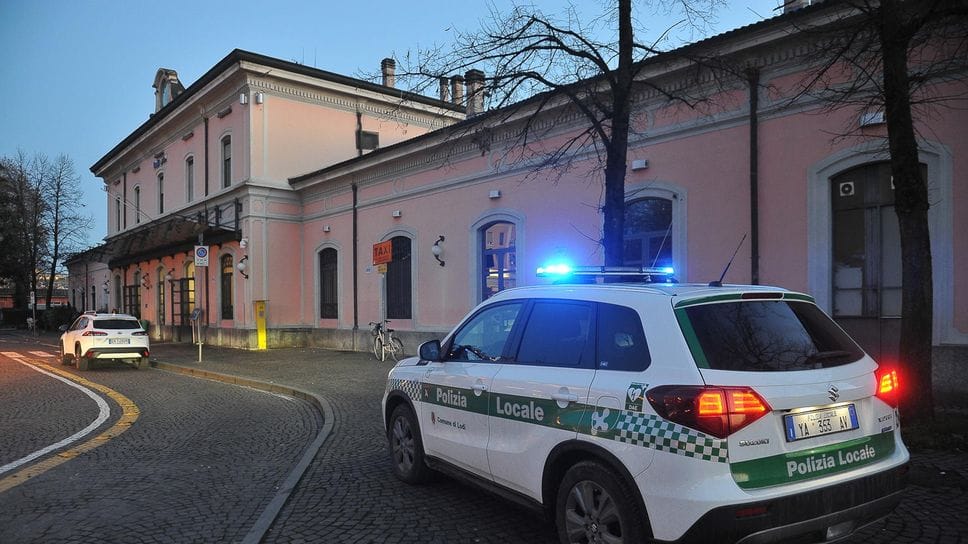 Forze dell’’ordine in stazione