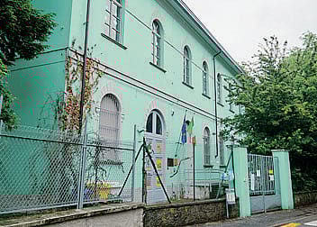 San Gualtero: la scuola primaria De Amicis