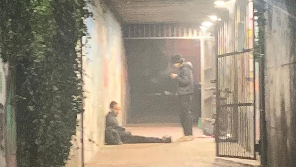 Un sottopassaggio tra Rogodero e il “boschetto della droga”